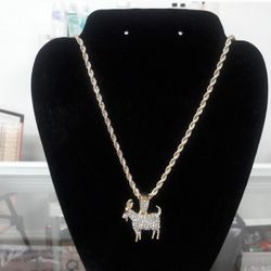 14k Gold-plated 30 In Chain With Pendant