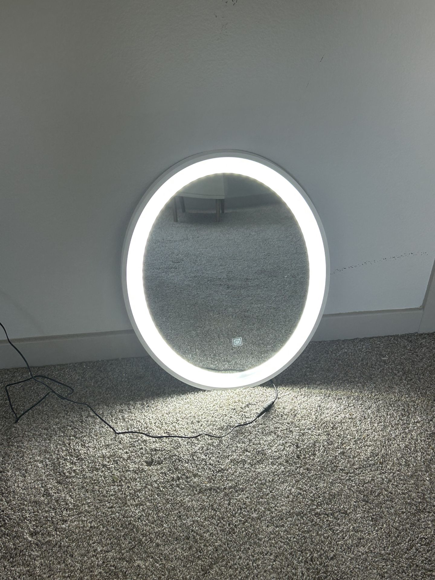 Vanity mirror