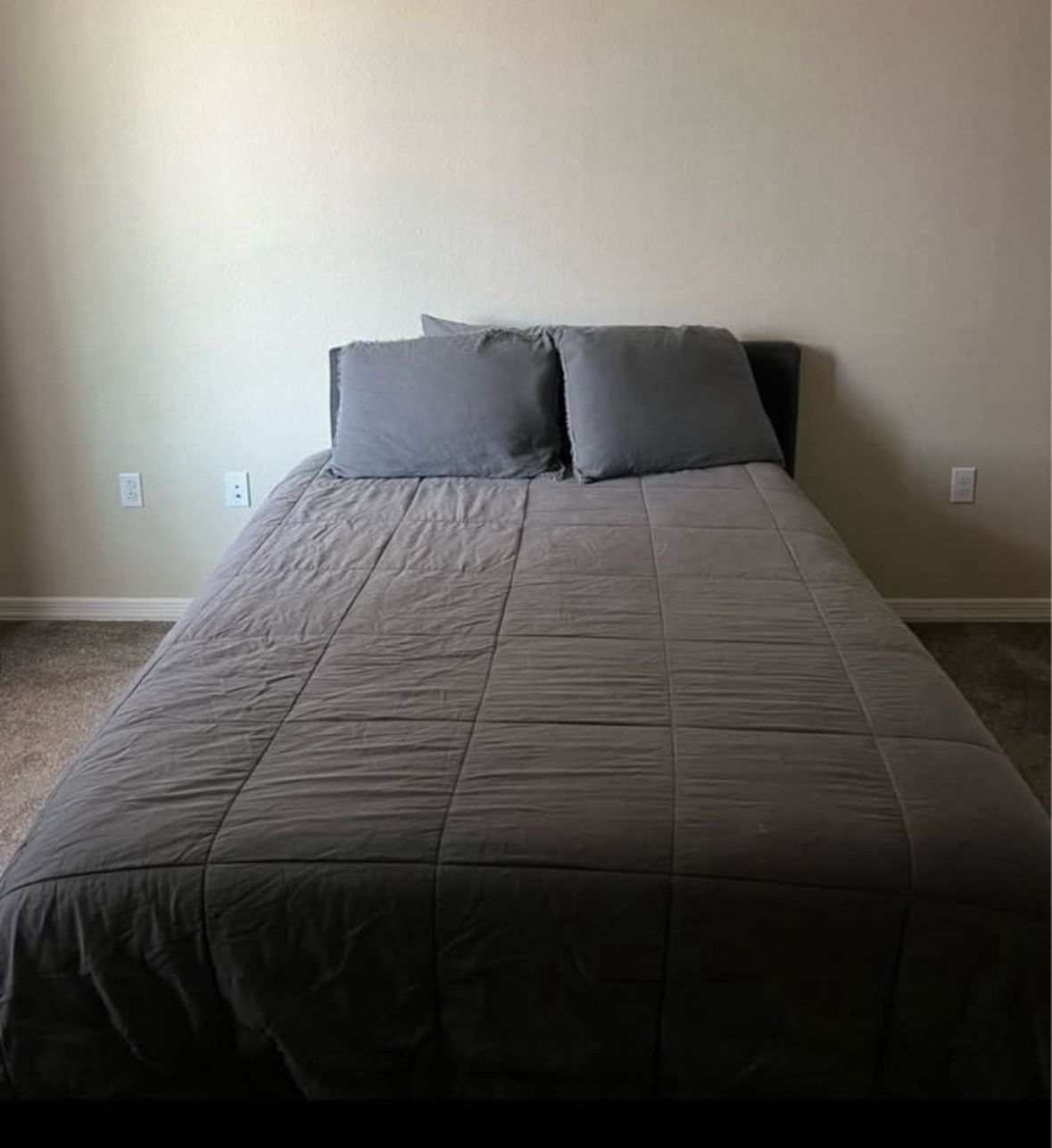 Full Size bed, Mattress, Headboard and Bedding