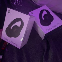 Beat Studio Pro (BRAND NEW)