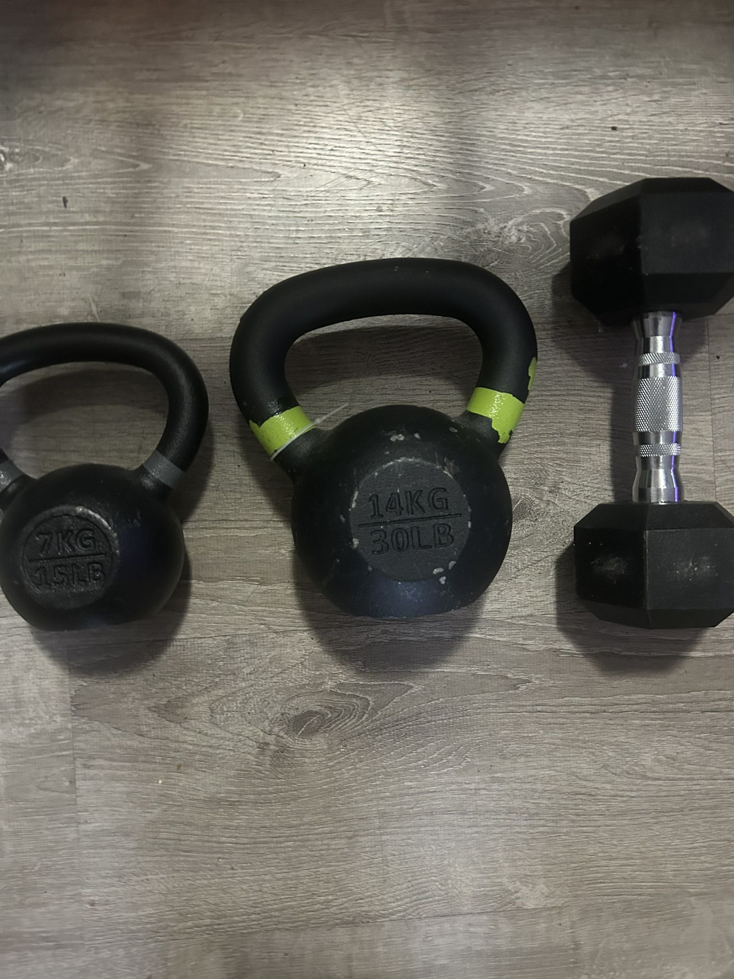 2 Kettle Bells And 1 Dumbbell Exercise Weights Gym
