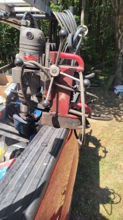 Milwaukee Electromagnetic drill press