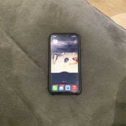 iPhone X CRACKED UNLOCKED &Airpod