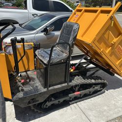 New 2025 IRD25 mini track crawler, 28hp motor,lights,horn and hydraulic dump. Come check it out. Only accept offers in person. Don’t waste your time o