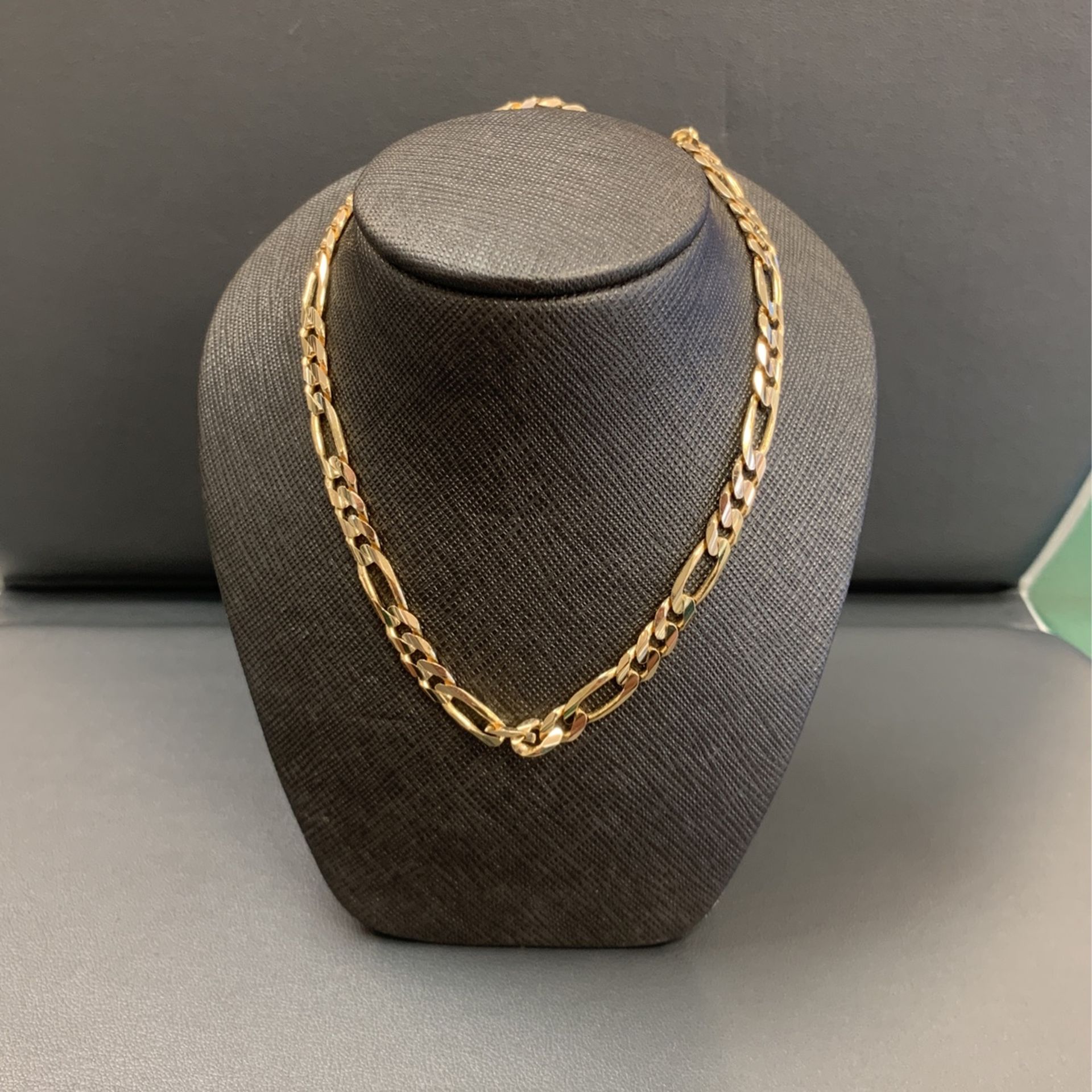 14k Gold Chain 25.7, “22”