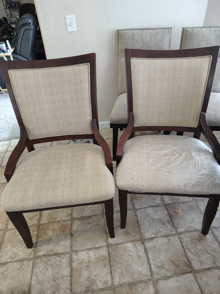 Matching set of 2 Dining chairs. 