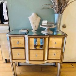 Z Gallerie Mirrored Dresser Table 