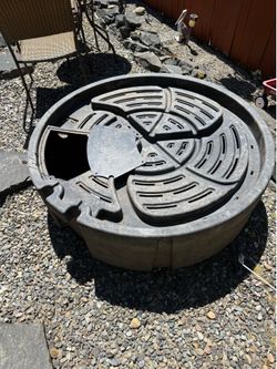 Water fountain basin