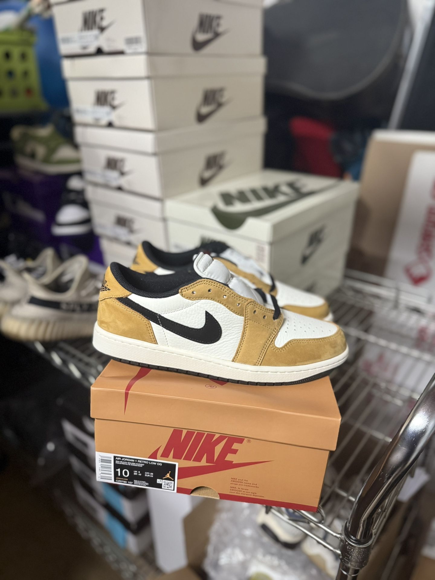 Air Jordan 1 Low OG Rookie Of The Year