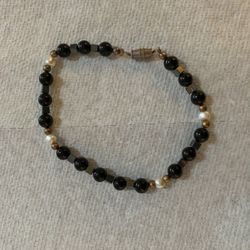Beaded Bracelet Vintage 7 inch 