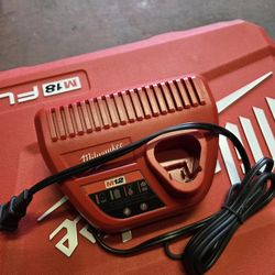 Milwaukee m12 charger