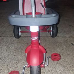 Radio flyer toddler tri-cycle