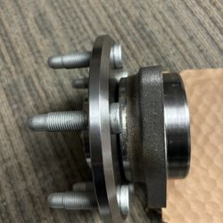 09-2017 Chevy Traverse  Bearing Hub