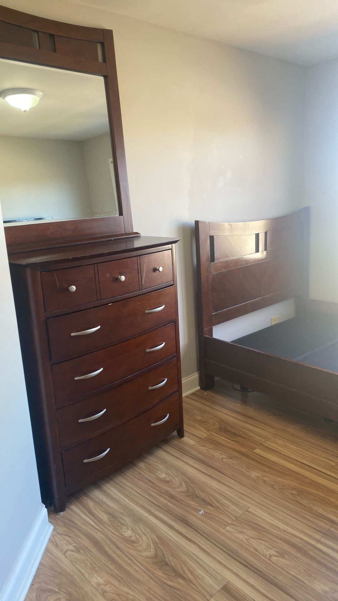 Free Dark Wood 5 Piece Double Bedroom Set