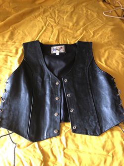 Leather ridding vest size Xxlarge