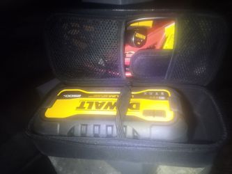 DeWalt 2500 jump box/ charger