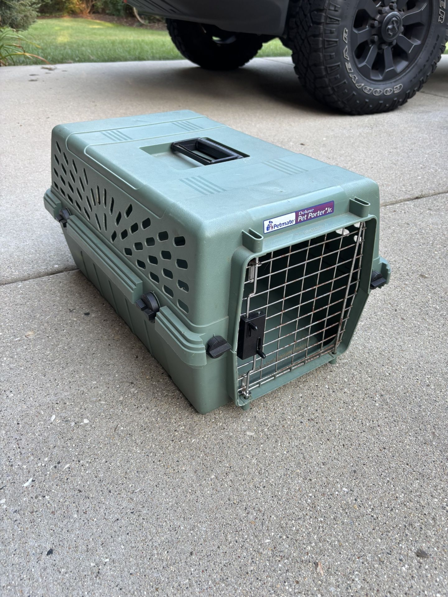 Pet Mate Carrier