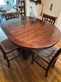 Polished 6 seat dining set