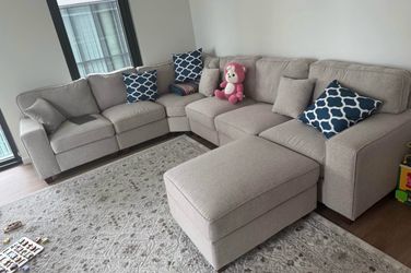 Sectional couch