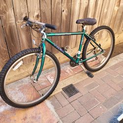 Trek Mauntain Bike 850. Bicicleta De Montaña Trek 