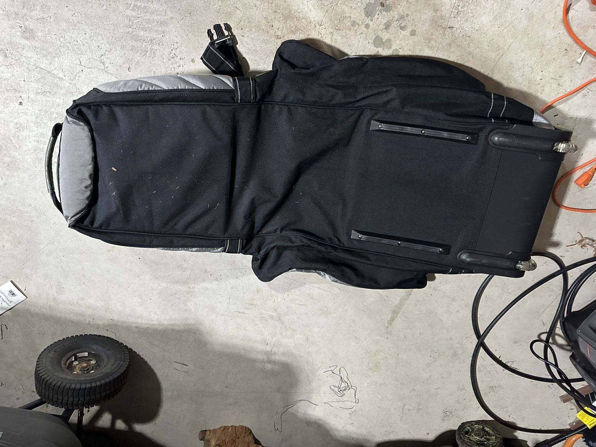 Datrek Rolling Padded Golf Travel Bag Black/Gray