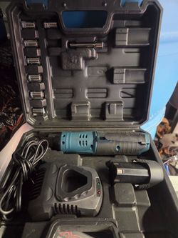Cordless Electric Ratchet Wrench Set, 3/8" 400 RPM 12V Power 1 battery