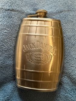6 oz. Jack Daniel’s Stainless Flask. S.W.Arl