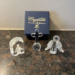 Set of Crystalle brand crystal figurines
