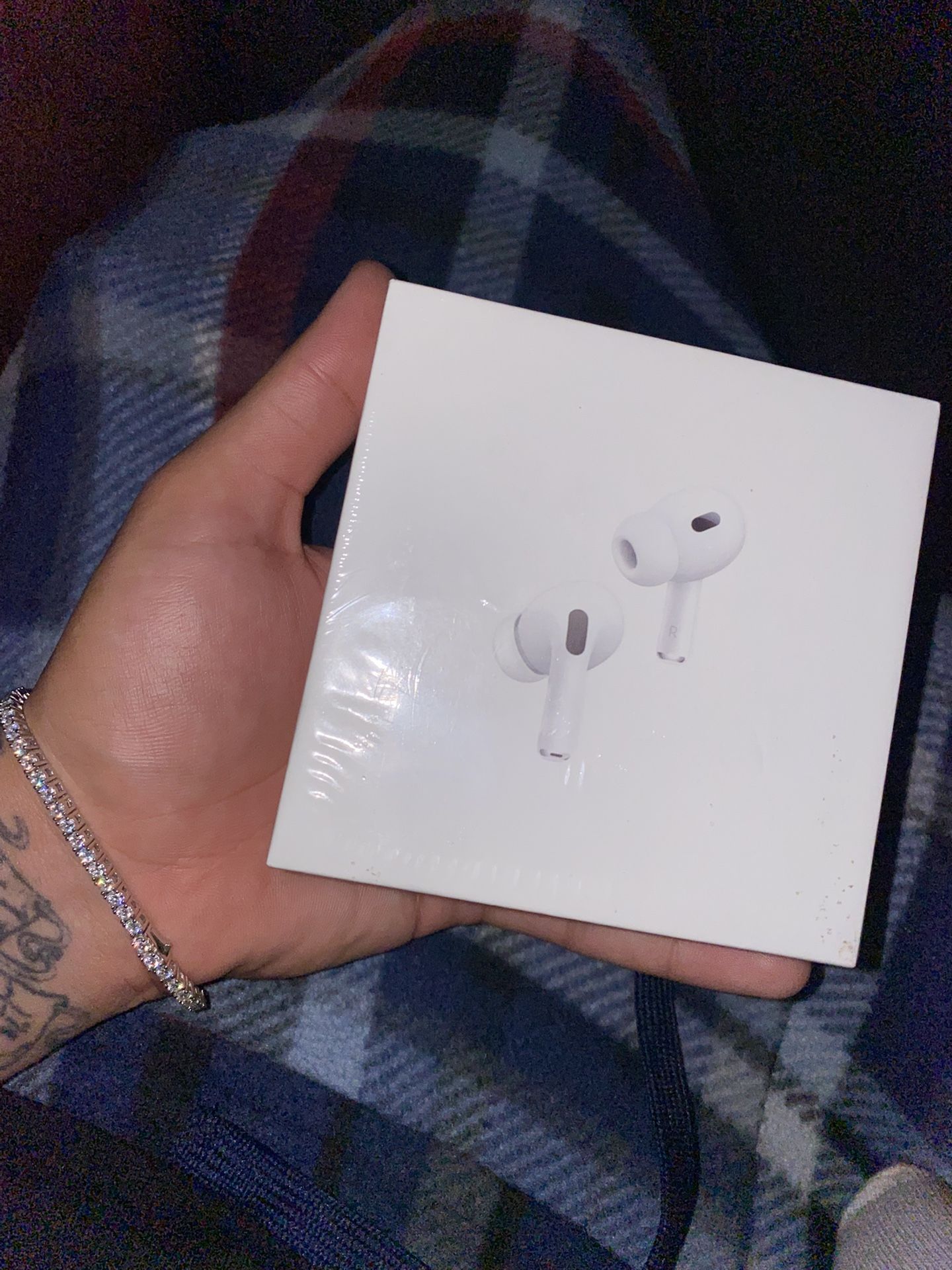 AirPod Gen 2
