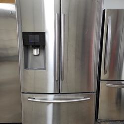 Samsung 25cuft Stainless Steel Refrigerator (Delivery Available)