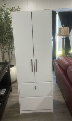 Brand New Modern White Wardrobe Cabinet / Ropero Moderno Blanco Nuevo