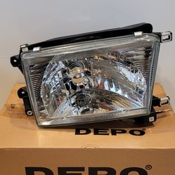 3rd Gen Toyota 4Runner Headlight Set (L/R)