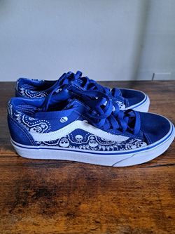 $25 Tennis Vans Size 4.5 Esta Nuevo