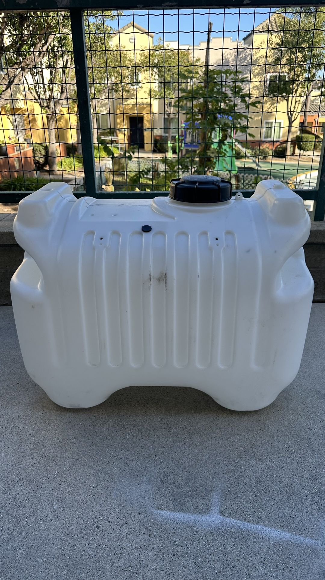 40 Gallon Water Tank