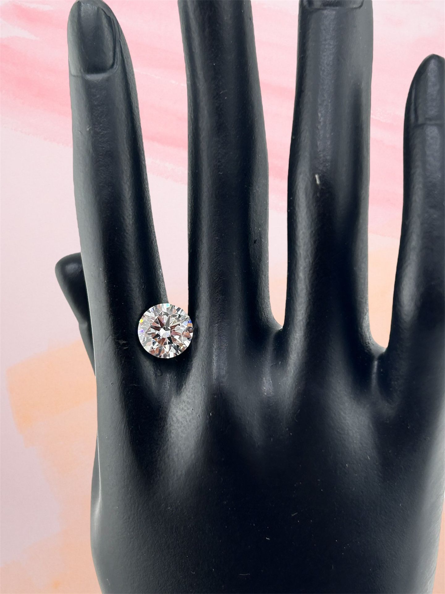Heart & Arrow Round Shape Certified Diamond