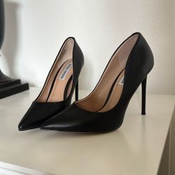 Steve Madden Black Leather Heels
