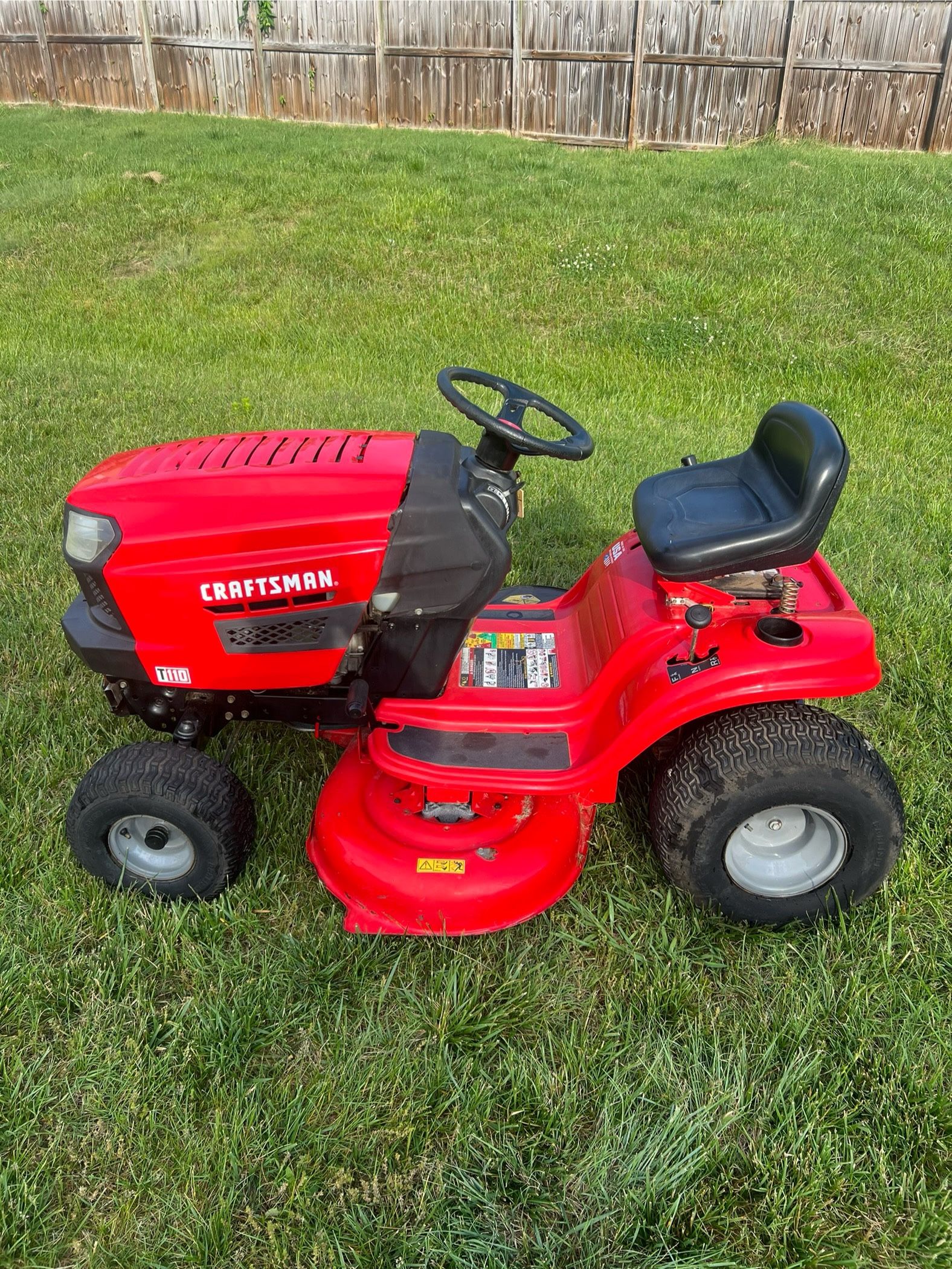 Craftsman Riding Mower Works Great No Issues - 42” Cut