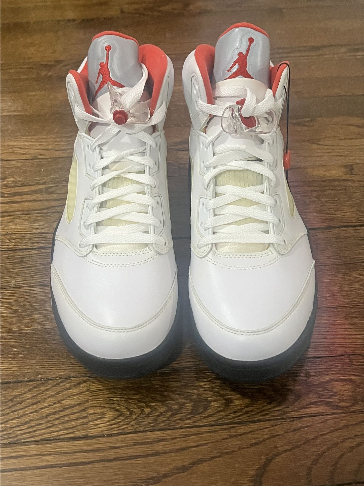 Brand New Air Jordan 5 “White Fire Red” (Original 1990) Men’s Size 12