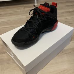 AIR JORDAN XXXVII LOW
