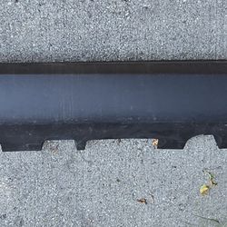 2021 2022 2023 2024 MERCEDES BENZ GLE RIGHT PASSENGER ROCKER MOLDING PANEL SKIRT