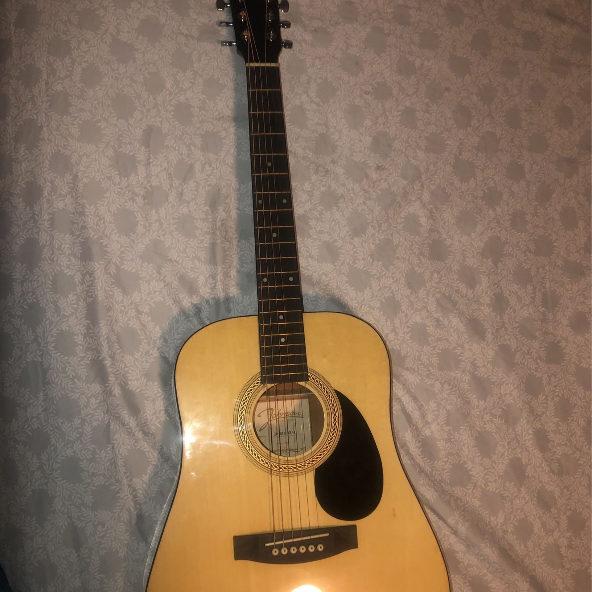 6-string Johnson Guitar