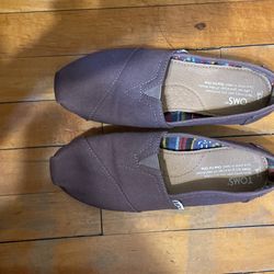 Toms 