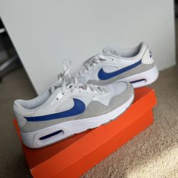 Nike  Men Size 8