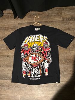 Warren Lotas chiefs shirt size L