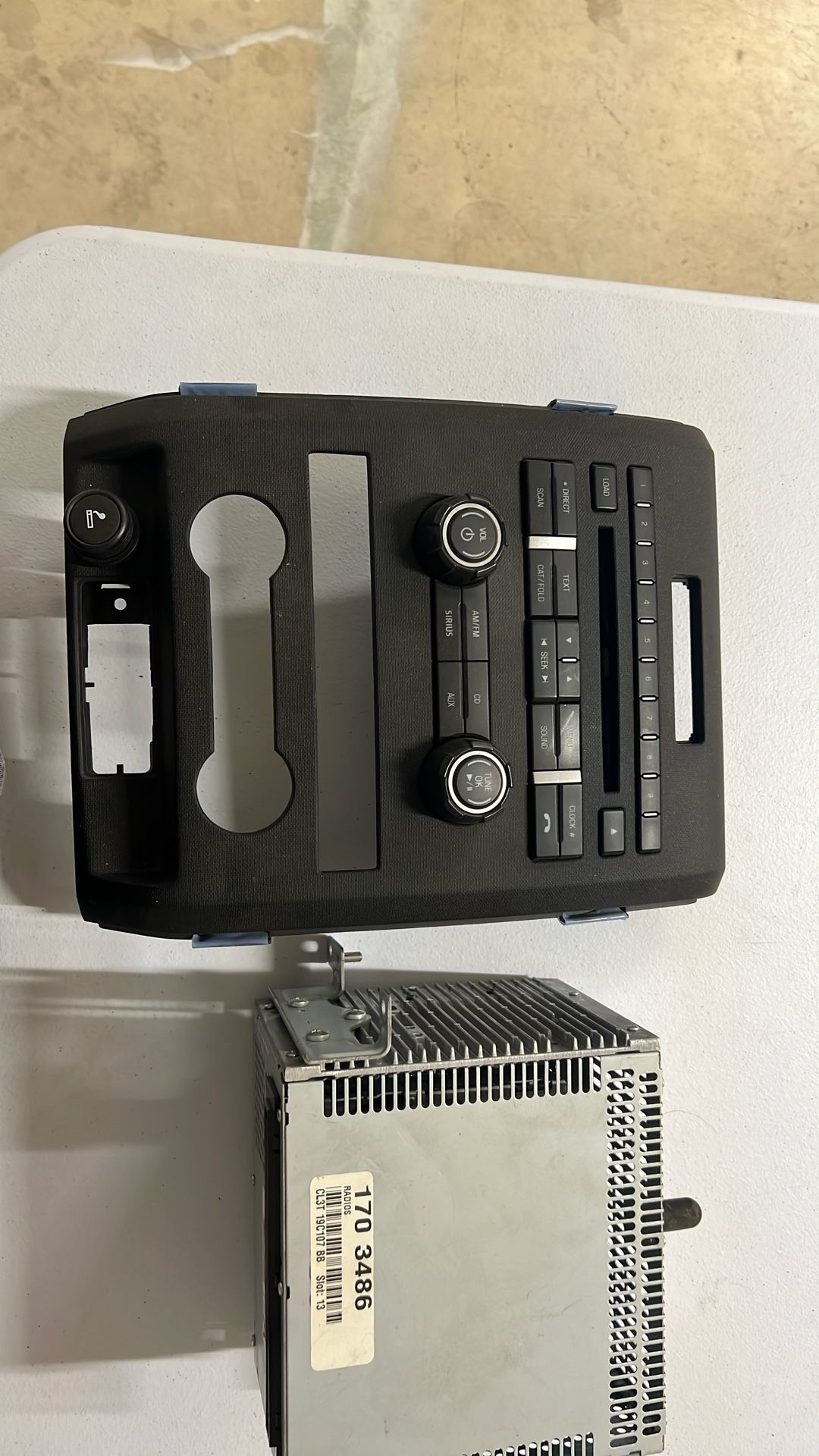 Stock 2012 F-150 Radio