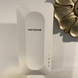 NETGEAR AX1800 WiFi Mesh Extender (EAX14) Dual-band WiFi 6 Mesh Extender 1.8Gbps