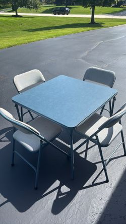 Folding table & 4 chairs