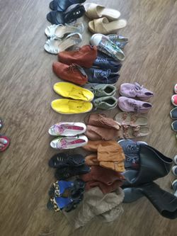 Mixed Women's Shoes Lot – 15+ Pairs