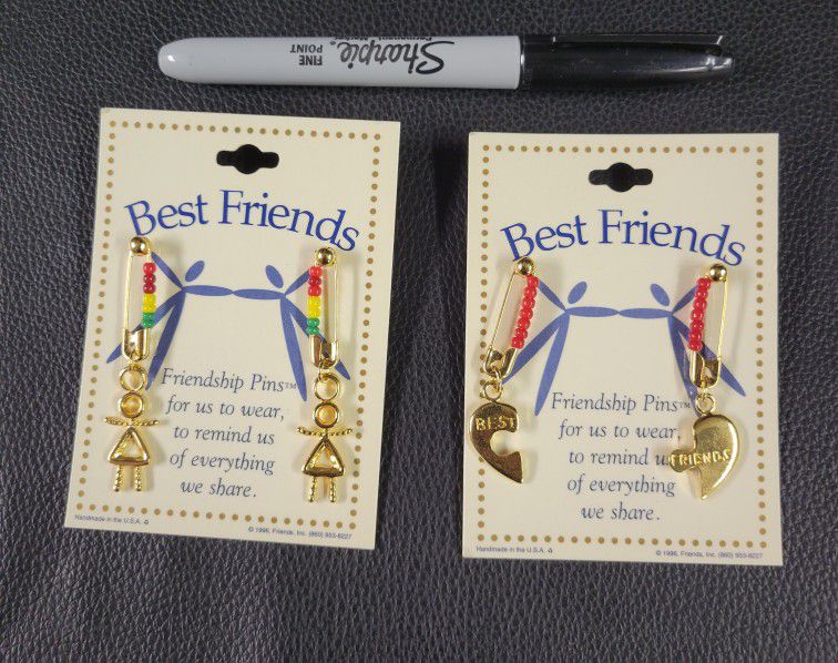 (2) Best Friend Pins
