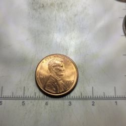 1992 Lincoln Penny Error Coin "i" In Liberty Missing Nice Coin.